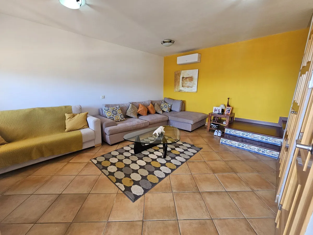 c4cb8392-9d20-412d-bad4-f1b0edb85d1a