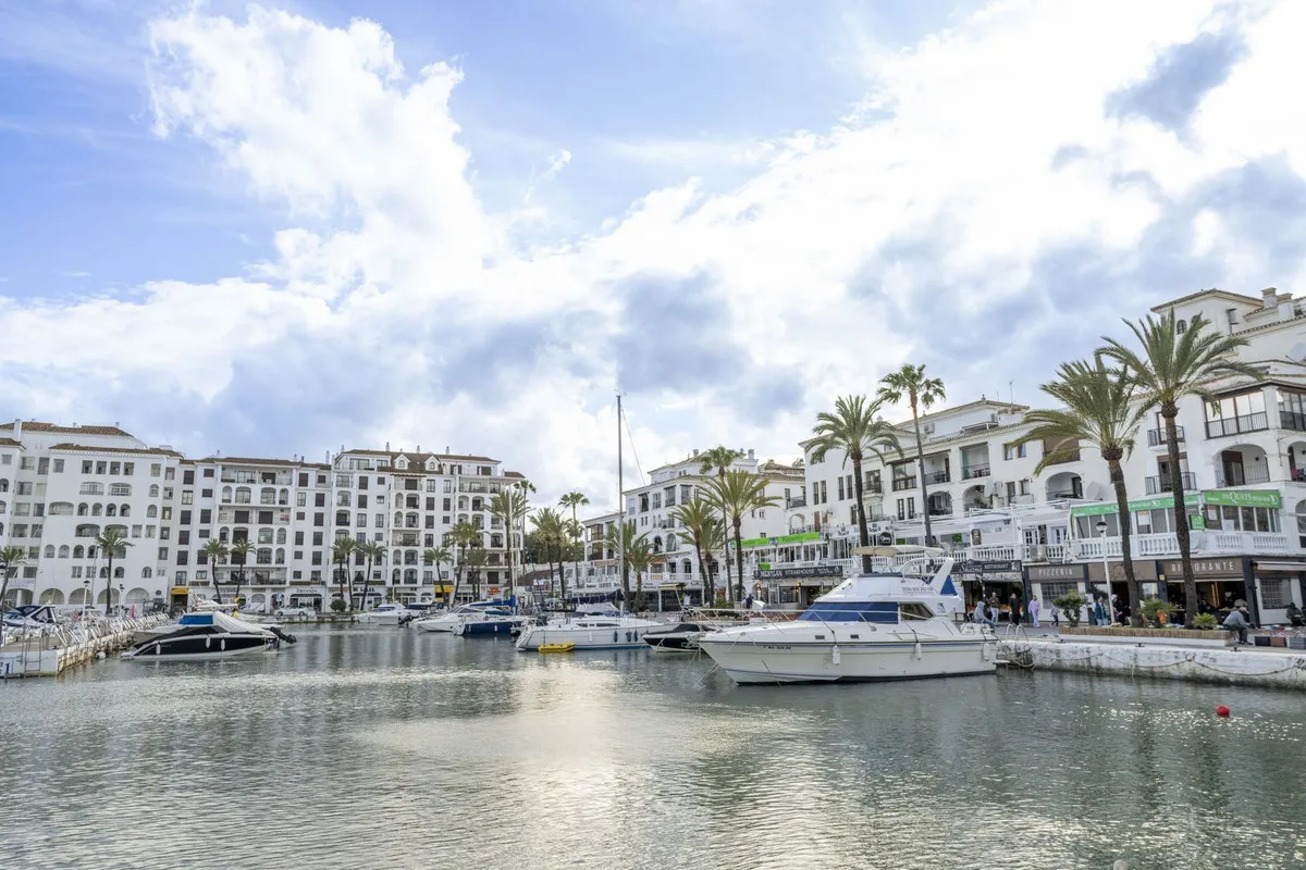 74eac7ce-02cb-4ba9-8bbf-dde001d62533