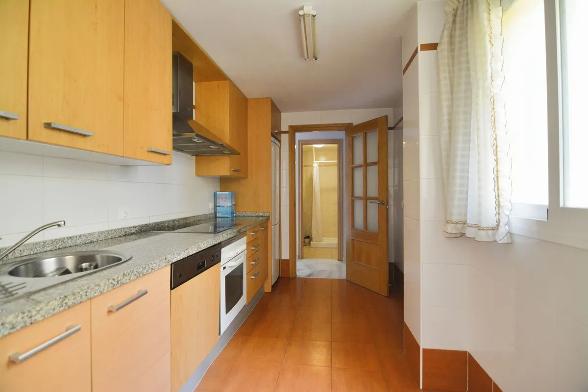 16f77caf-8ba6-4e5f-bf3e-a27924d8ed95