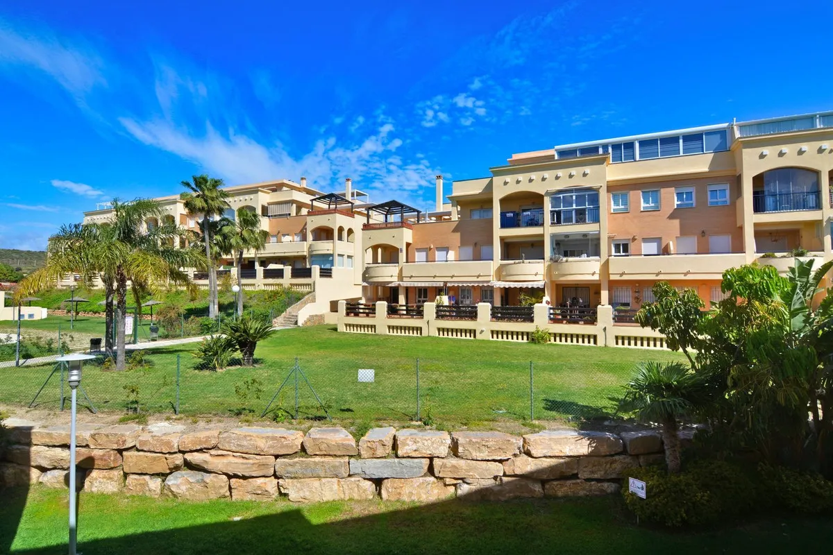 34fde99e-f638-4230-8f3f-7561b564f66f