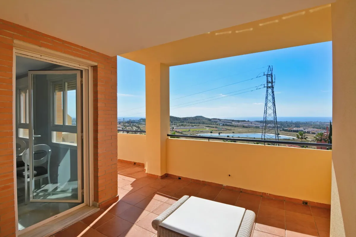 5e8c1ddd-5748-43e2-827a-43fbad1a5daa