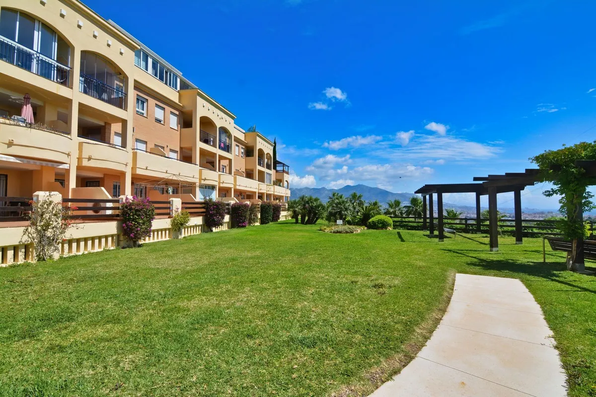 a9f70c96-af54-414c-b4b2-3d172cb5a37a