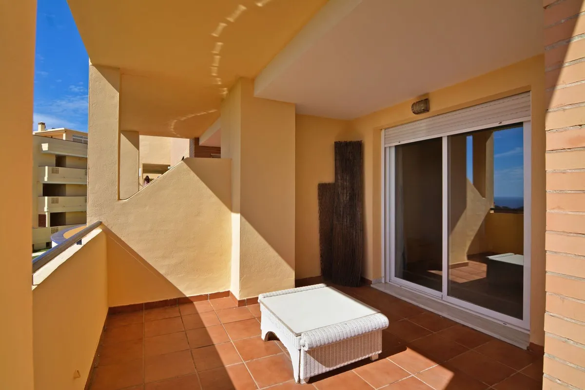 e06cd386-729d-41bd-bf48-bef7dc598d1b