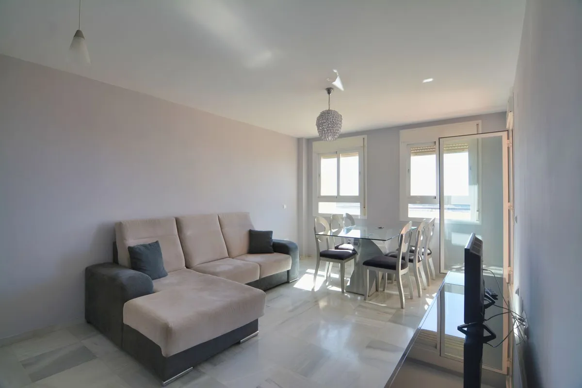 e7cdbde3-99fd-42c2-bc6a-33e60bdbd240