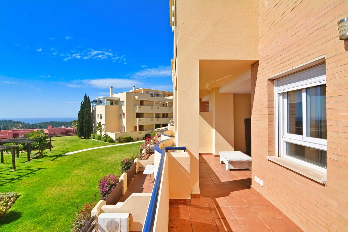 f041bcb6-ce94-4524-beda-85b39987f5d6