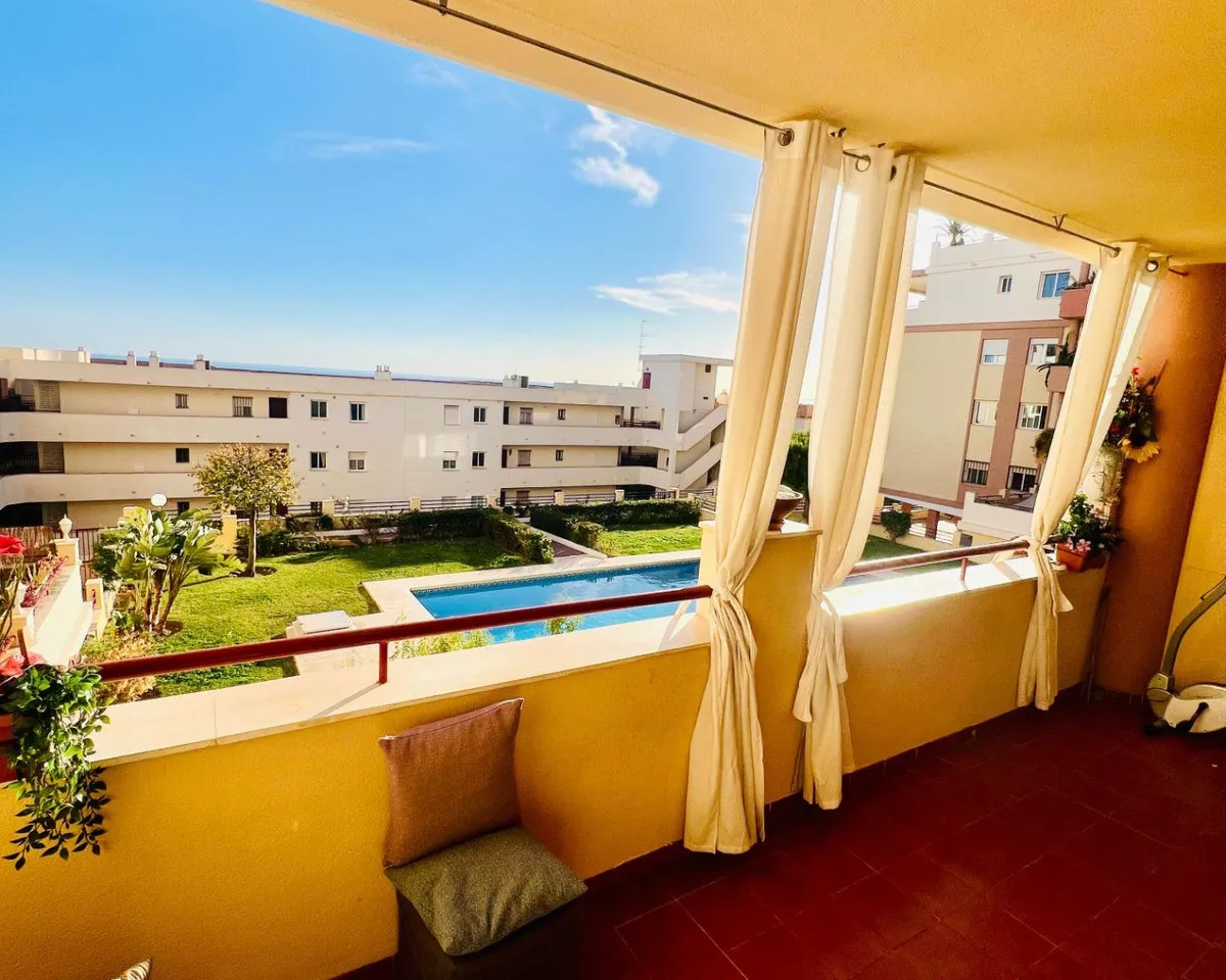 f55ffa82-435e-4f56-9f36-15e0a9c1690f