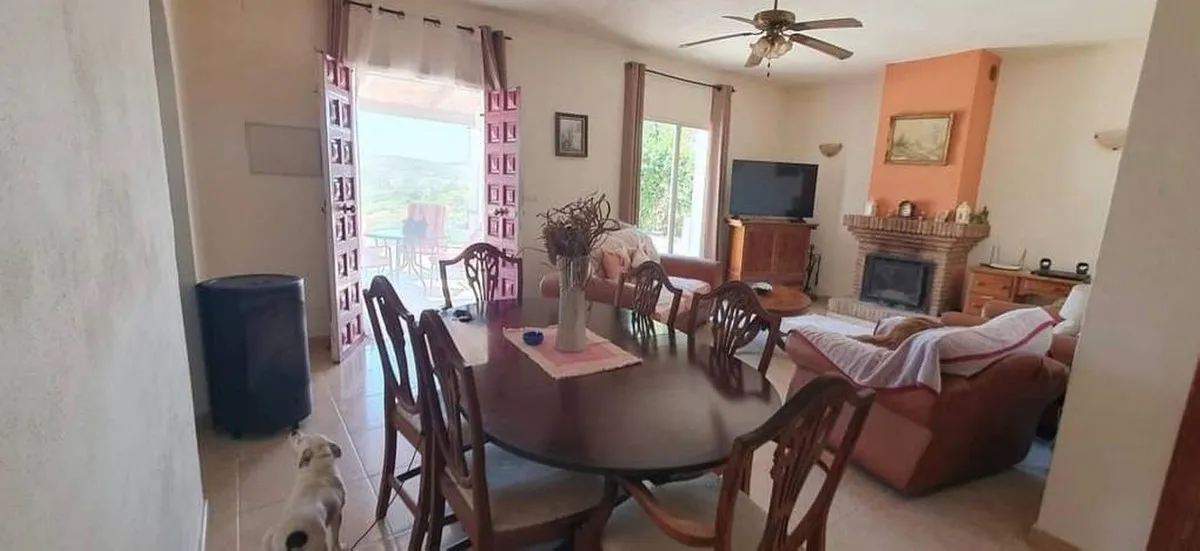 949f5444-7115-4b11-a9bf-32dc84595a40