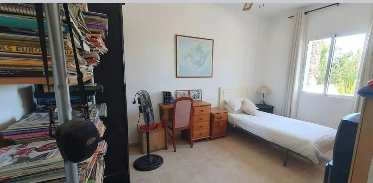 ac2bcb02-0b43-4f91-9cef-e941aafffe13