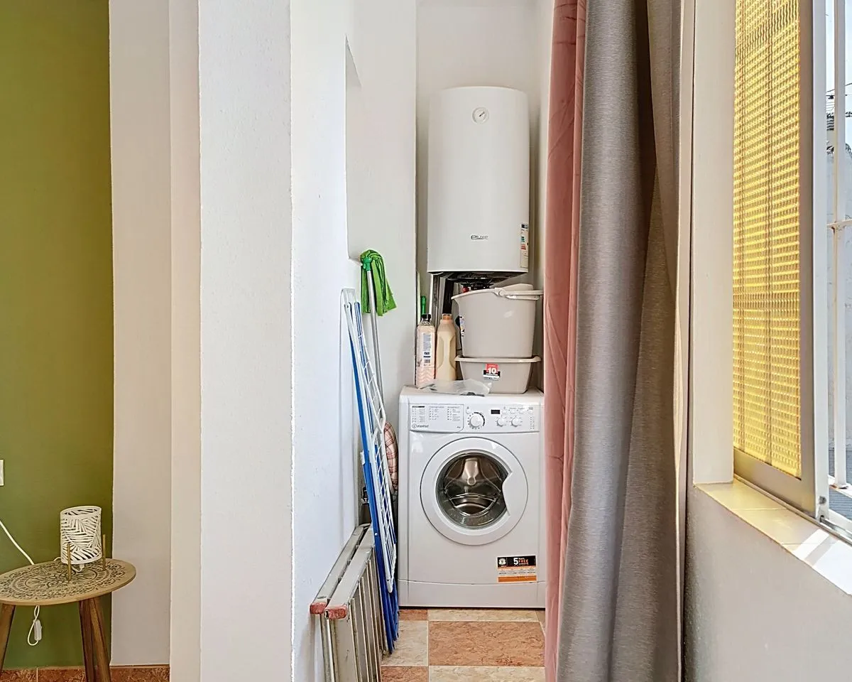 2c046373-085a-47da-91fd-35b24791b873