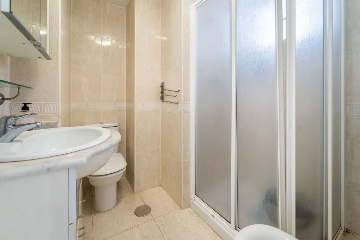 7a64cdca-95fb-4de9-aa6f-437fa3c4f51e