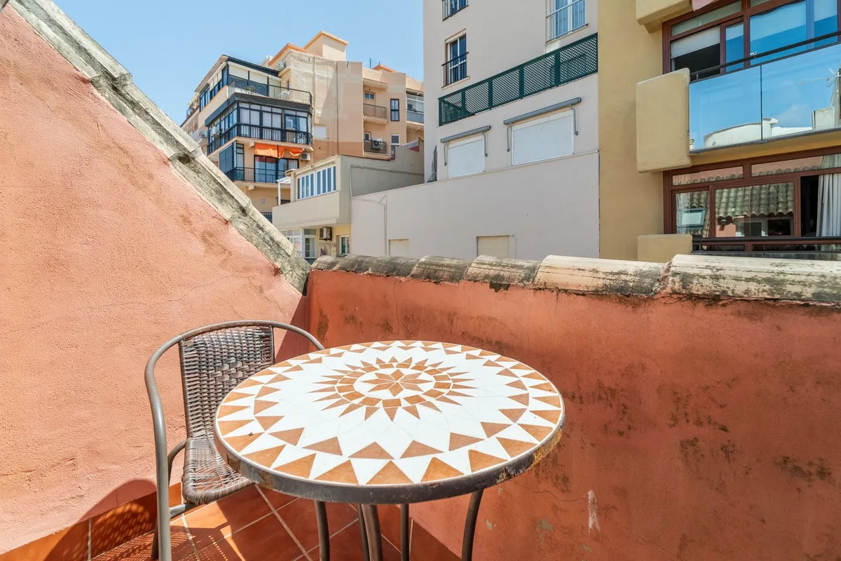 91596809-8e35-4160-943e-e9c14d8198f3