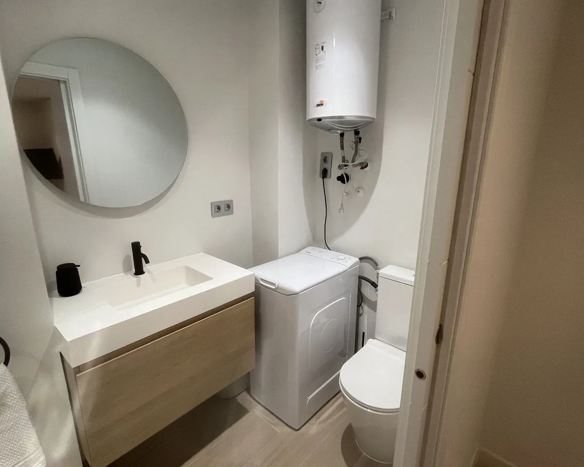 95ac3fff-6c14-47e9-b024-ba7e5a9886c2