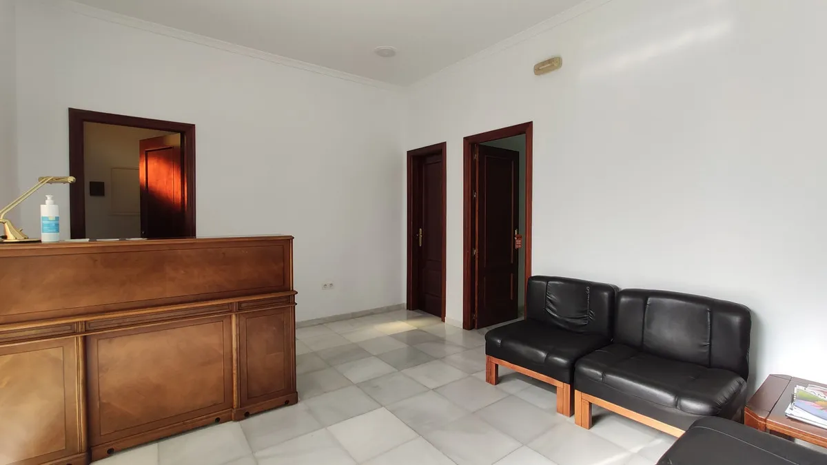 200d1744-d6f7-422a-883d-7635d424f461