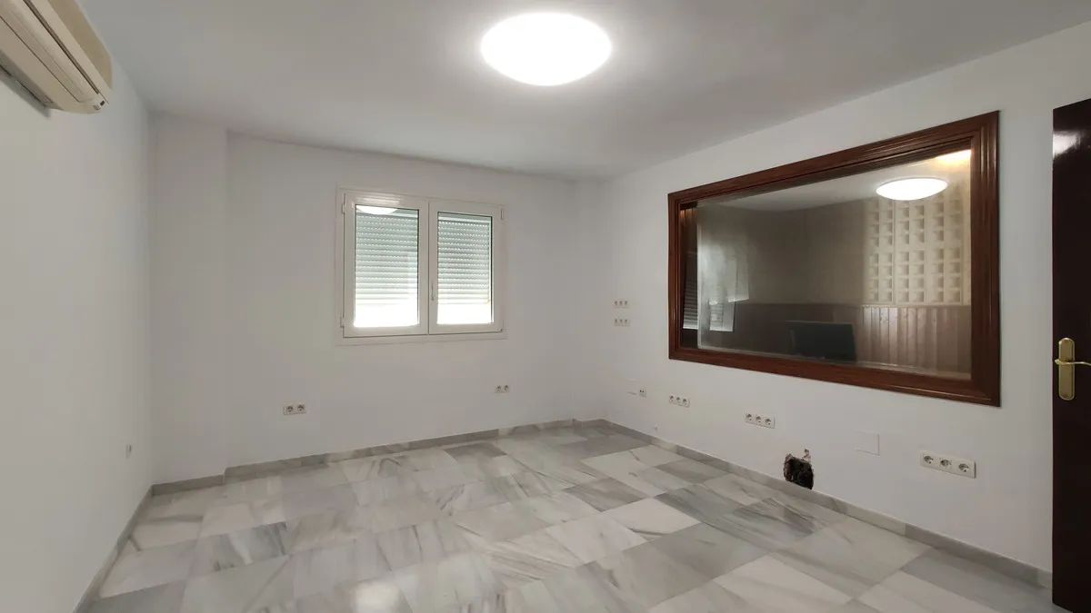 233c6eb1-dda4-49fc-9df5-65a281330d10