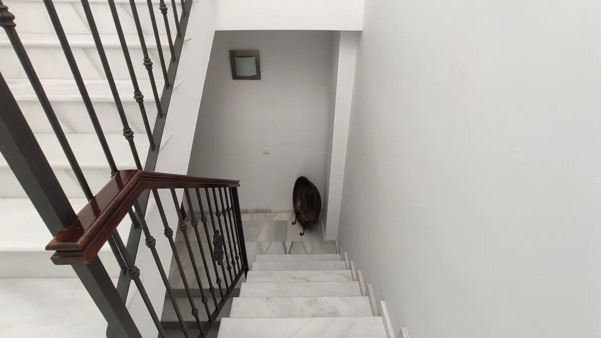 4c8b478f-3159-4726-ab0d-2e41c08a144b