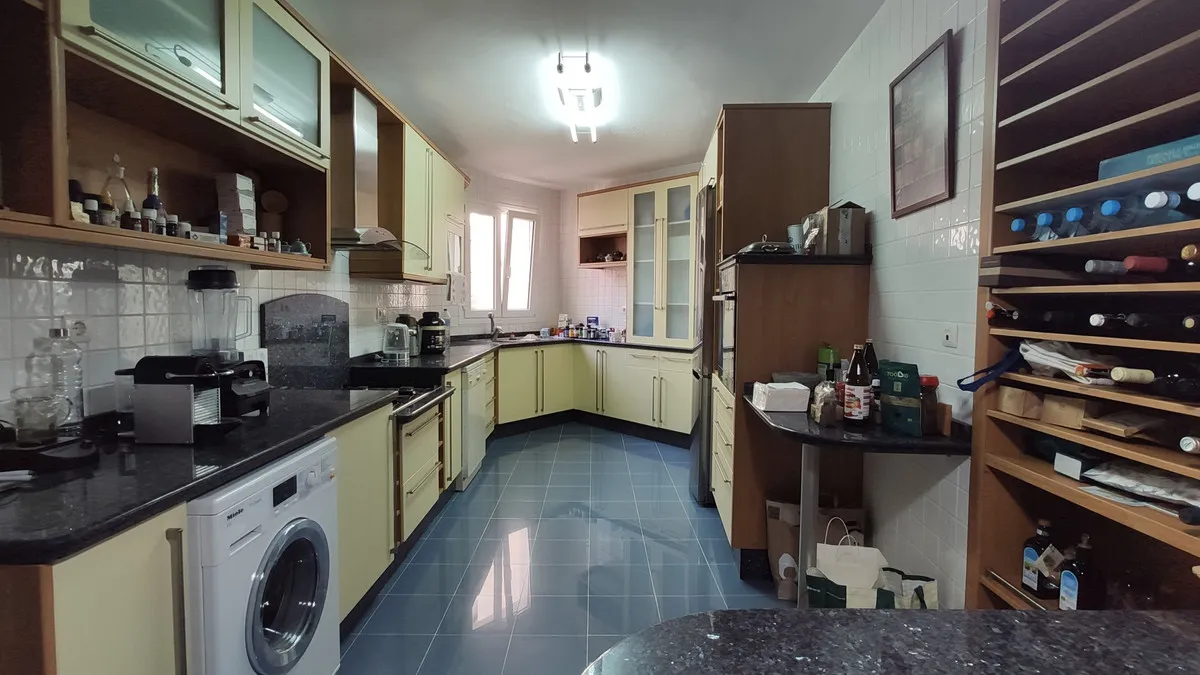 c3441c0c-f440-4e7b-8580-e5c56520670c