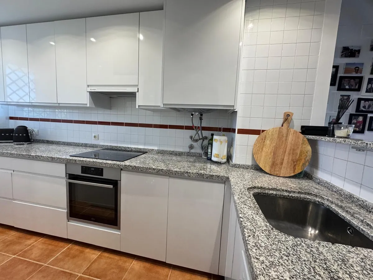 64359f80-9523-4bc4-bb30-de2a9159b7c7