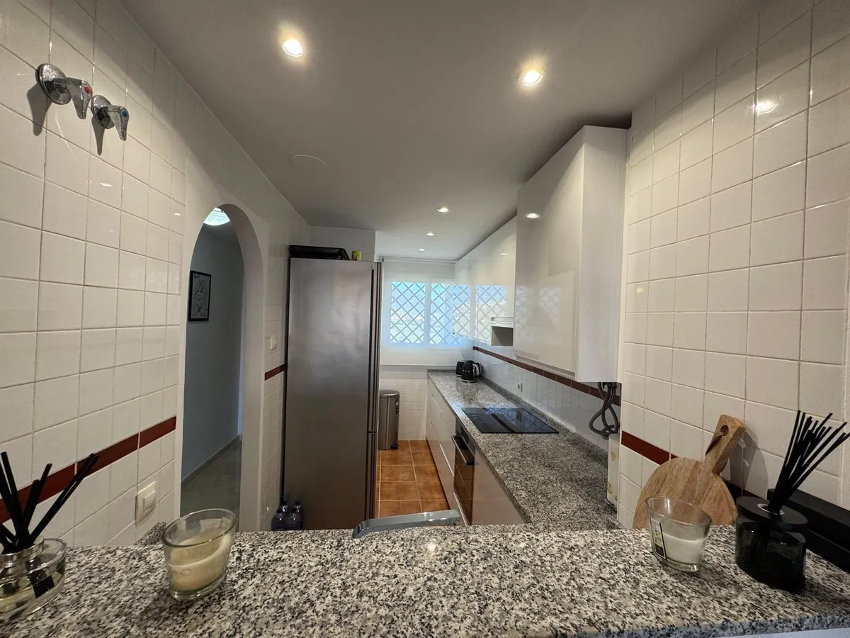 91d6e285-05a9-4abc-849b-19b28bbe8a47