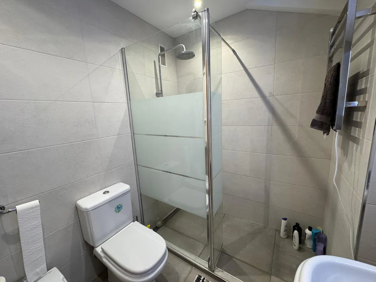 b603122b-aec6-4439-a7e4-1d8d4f6db1ed