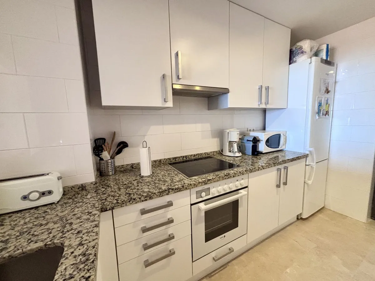 ea43804e-96a5-4b72-ade9-8a9d6cdf8a81