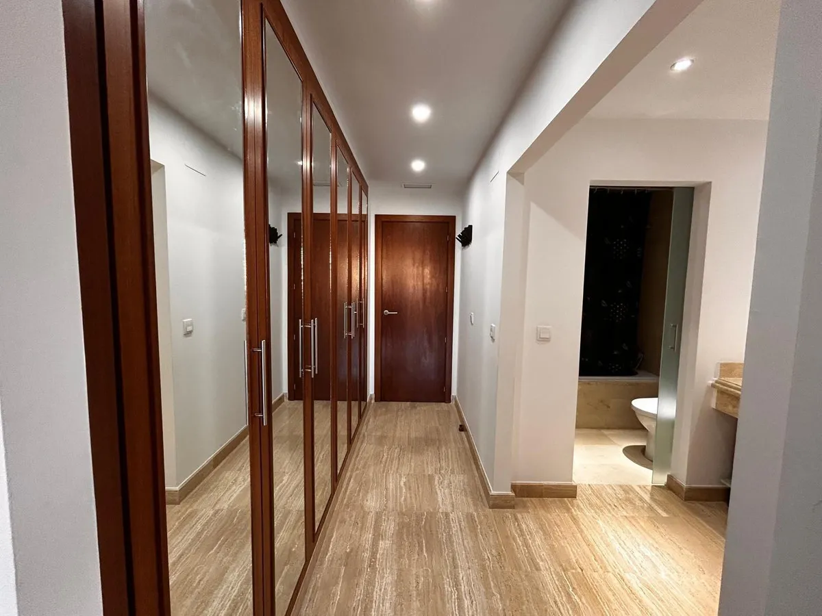 bee56f9f-be5a-4f23-81ce-08cefb552836