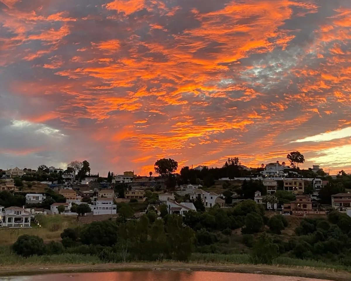 c6c79c4c-c65d-4054-85cb-e28468a27e7b