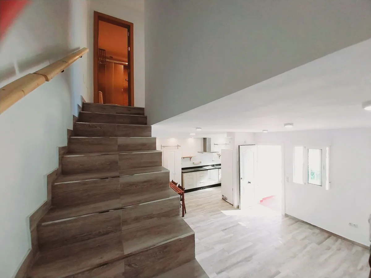 557c030c-658c-4e4f-80b6-7a4196074291