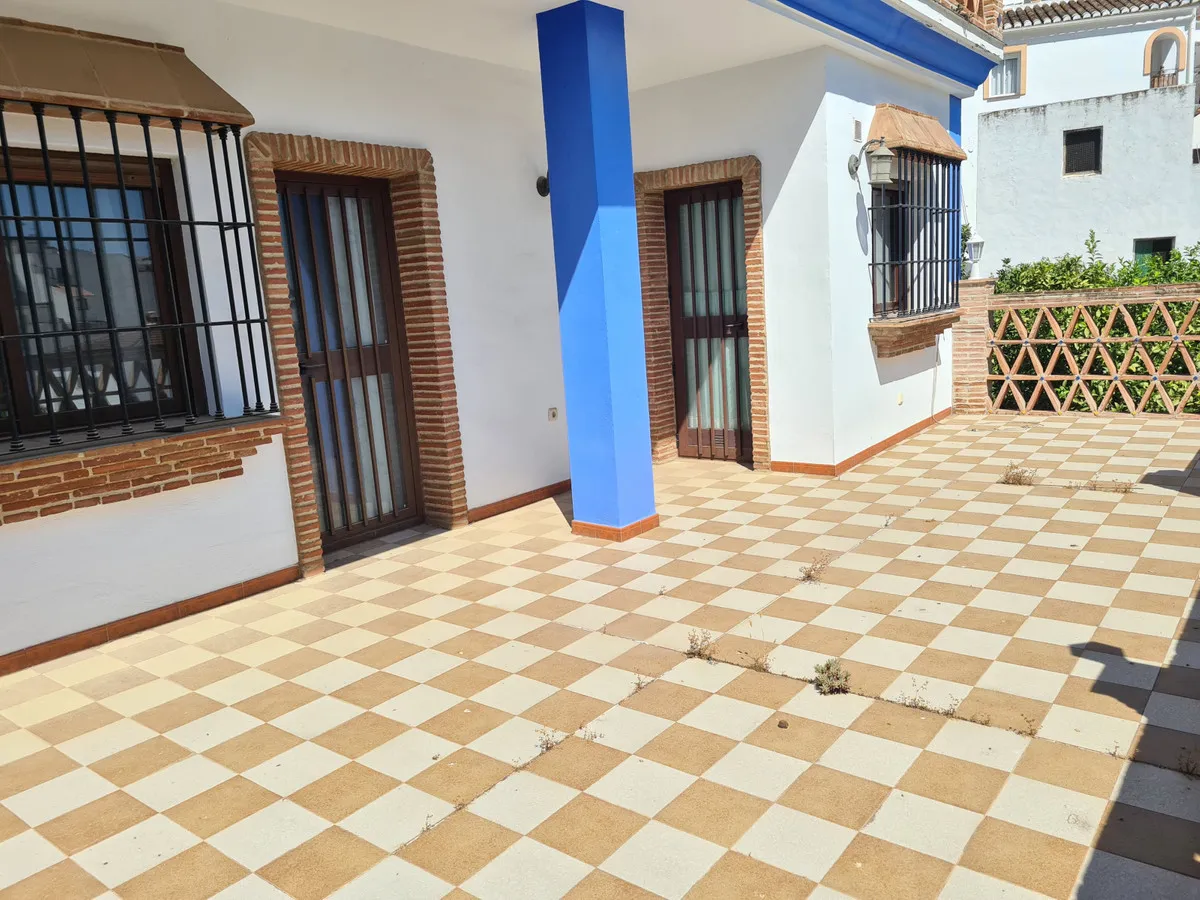 0d36f65e-2840-4233-b0c1-db8933b7d757