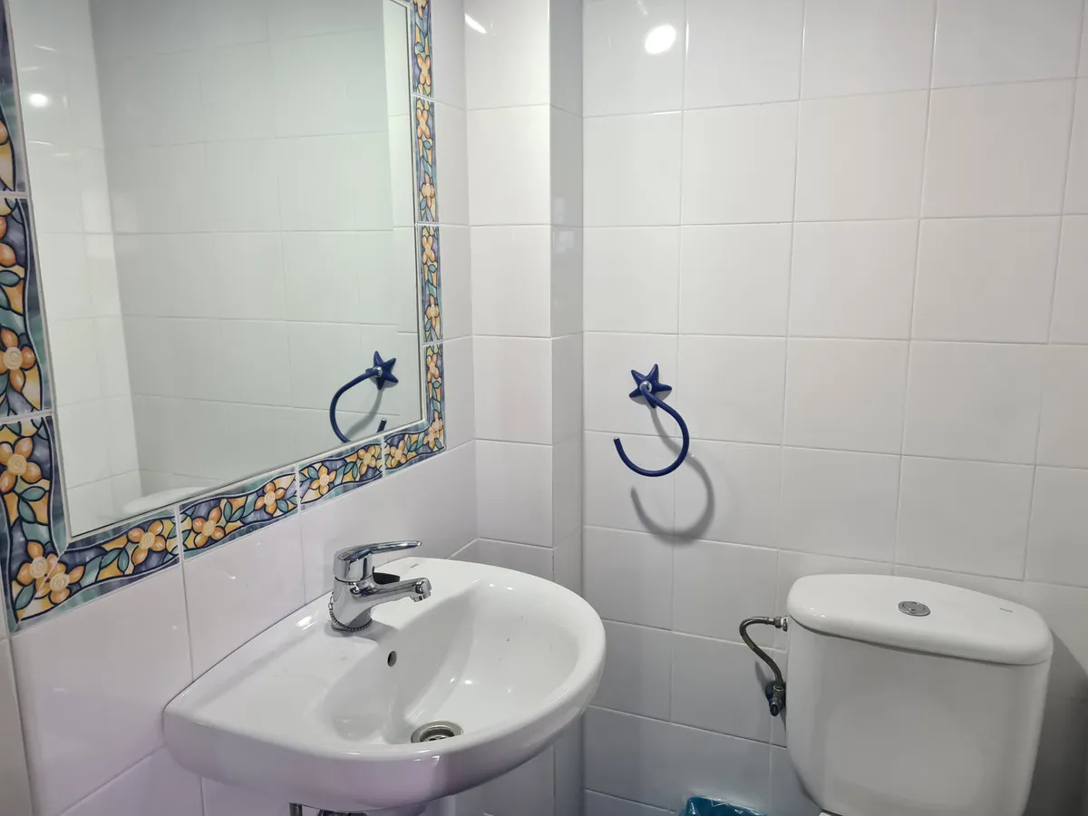 6220448b-6378-40a8-a177-933b3ed44d26