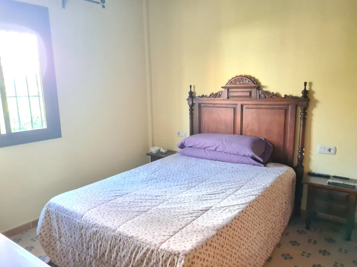 693bb96e-99db-4c42-8318-2a9c37f3802f