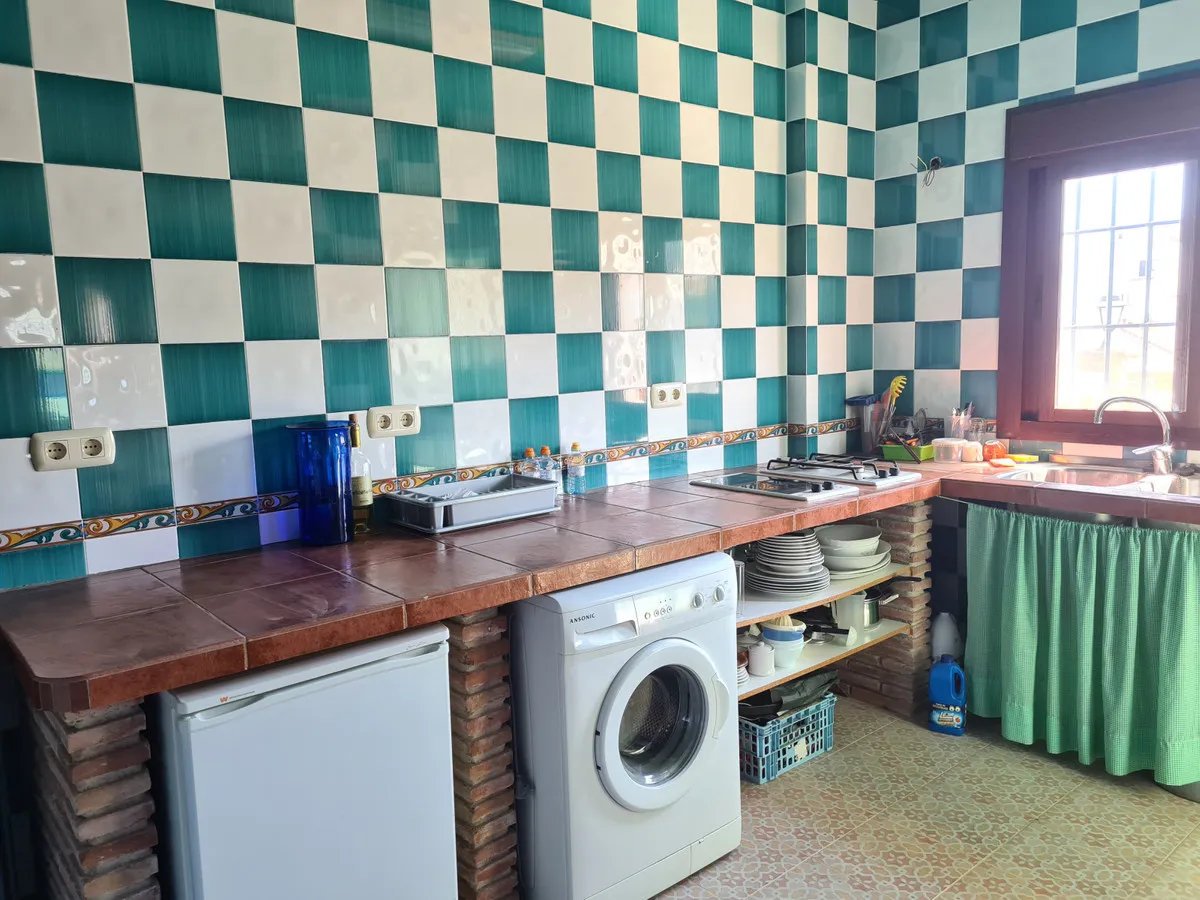 8213c292-a614-42d1-a15d-9ca9acf0d3d7