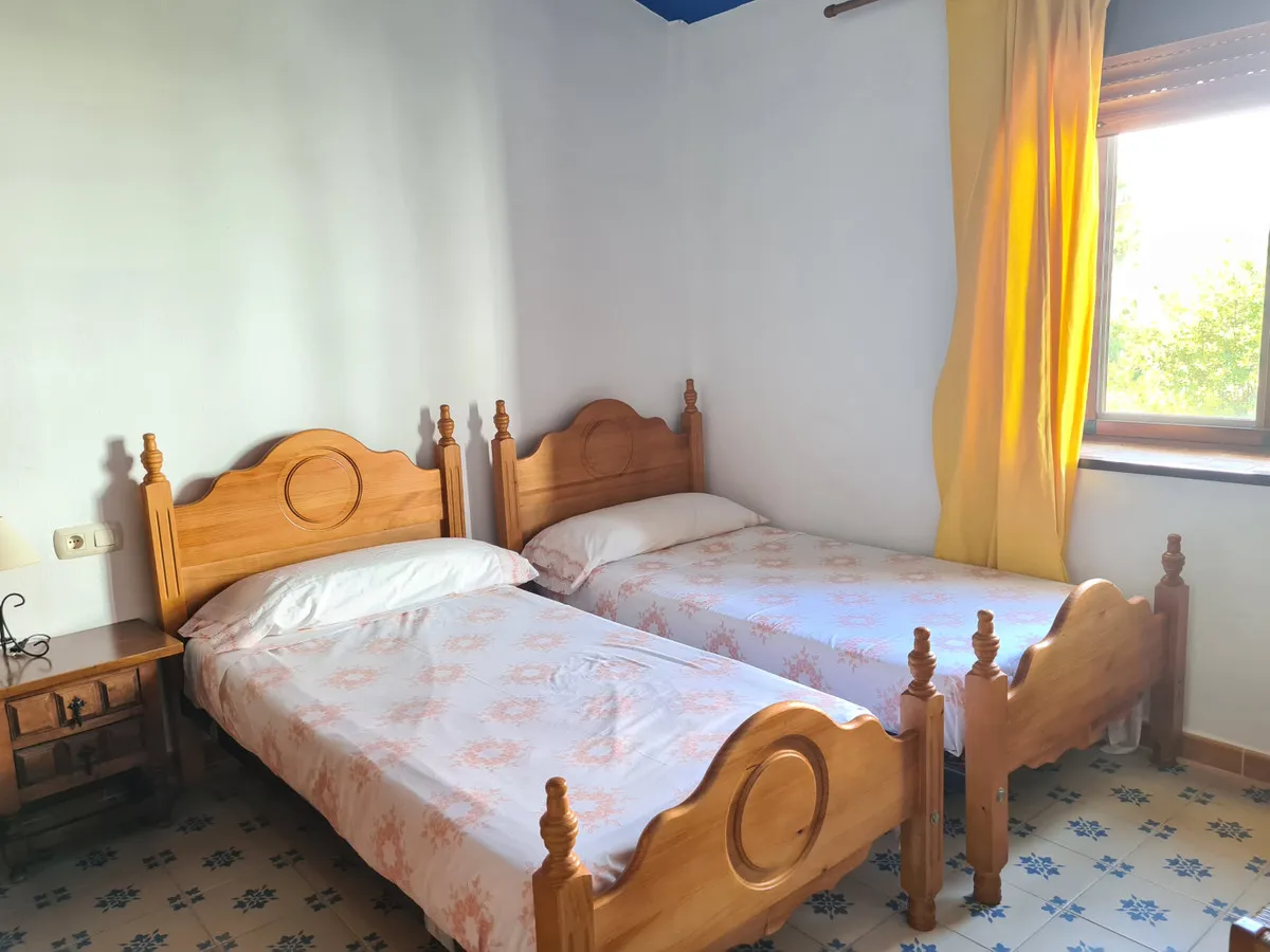 9370144c-b370-4aeb-8cd2-836a841b9255