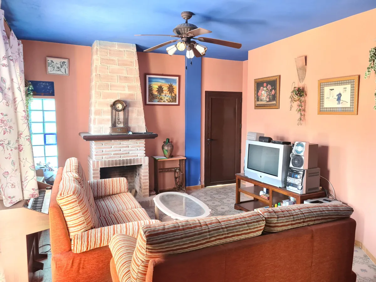 c16022bc-dde0-4e30-b9cc-7c40811a96d8