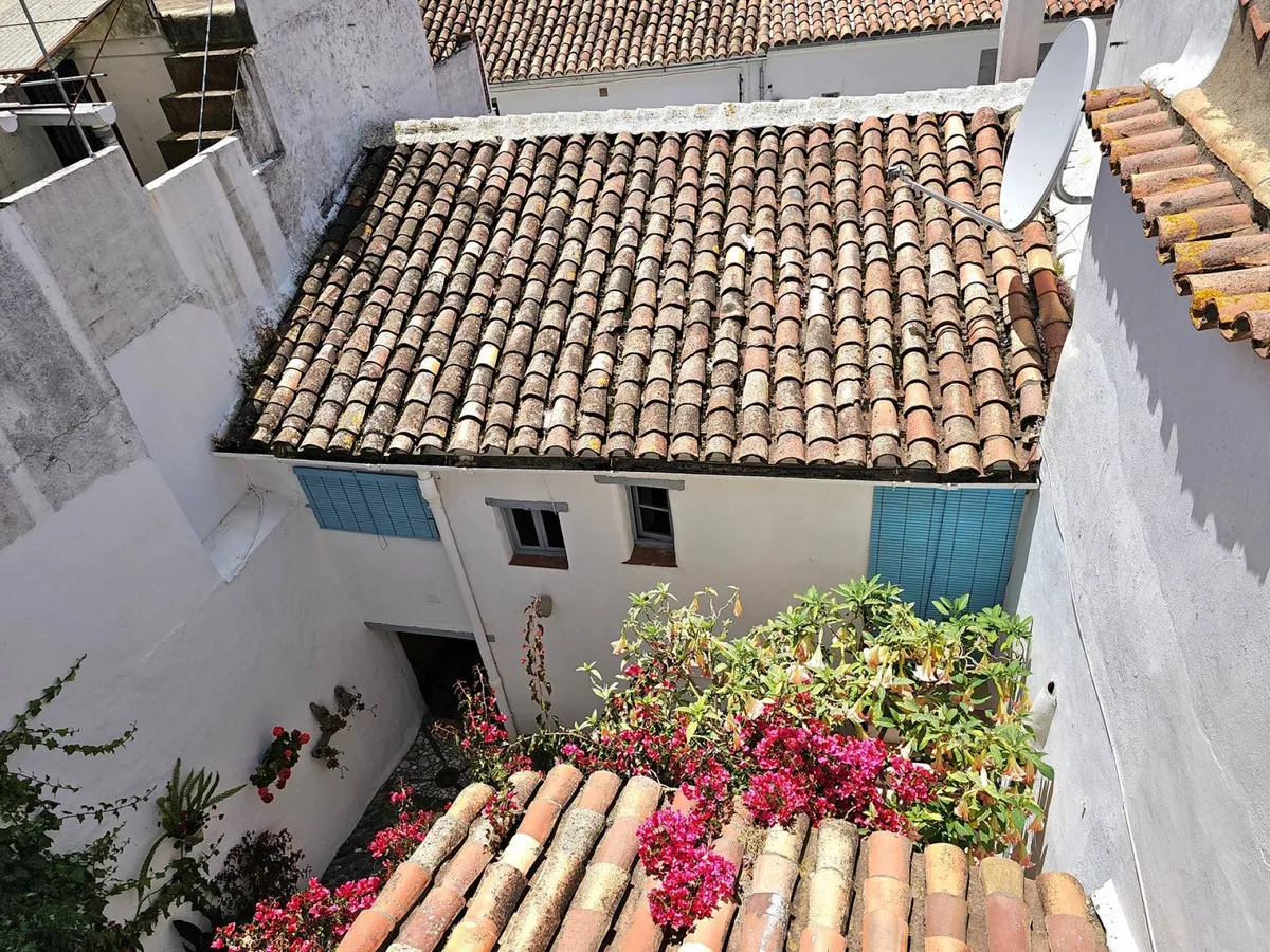 5f1ff397-68b2-4c07-8124-b770058466b6