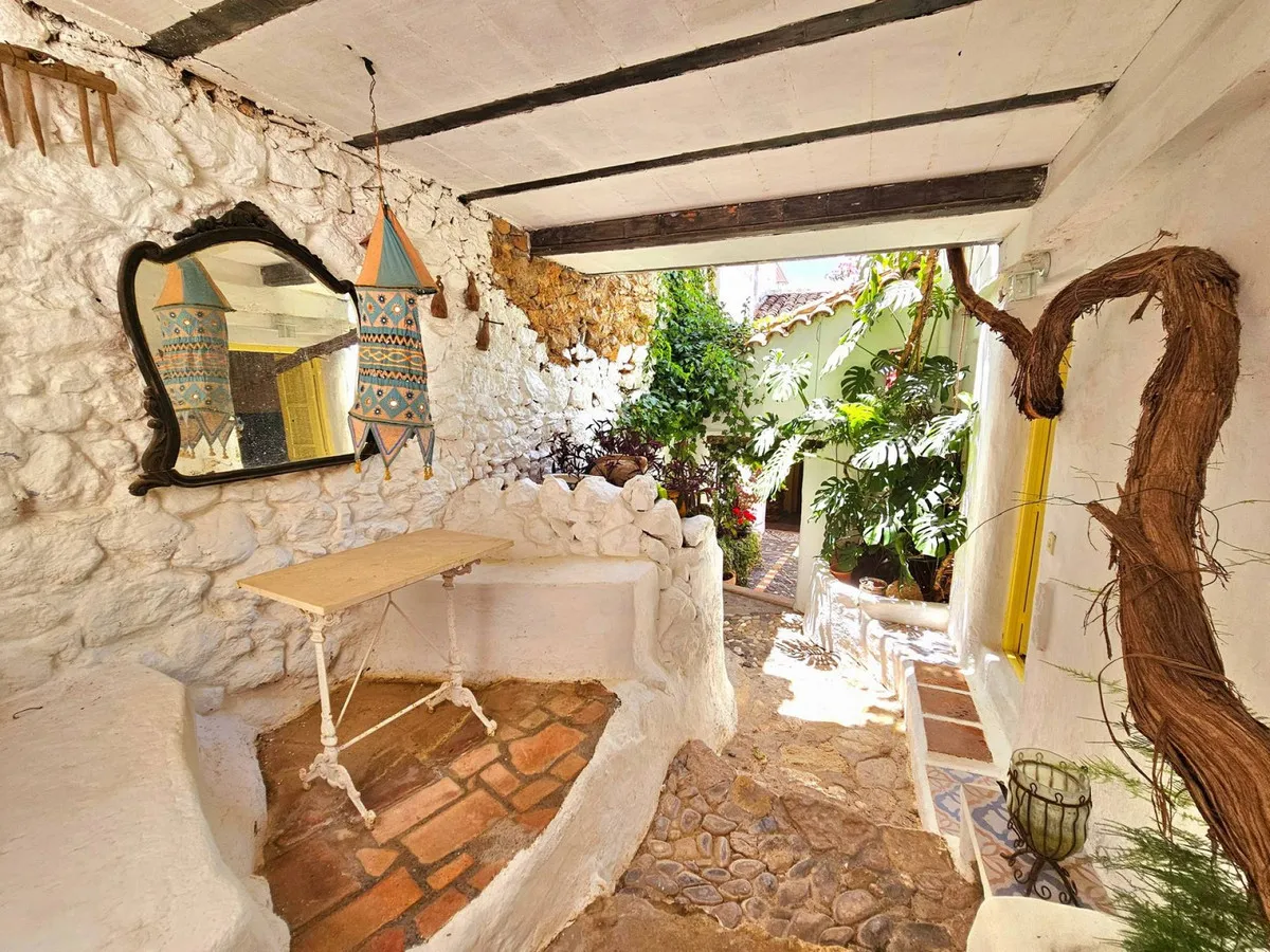 ad05cd39-294c-42d1-b10a-47b2b1ef4c1d