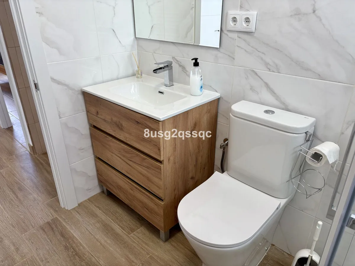 912e526a-b3f8-491c-afbc-cce4df71bd1e