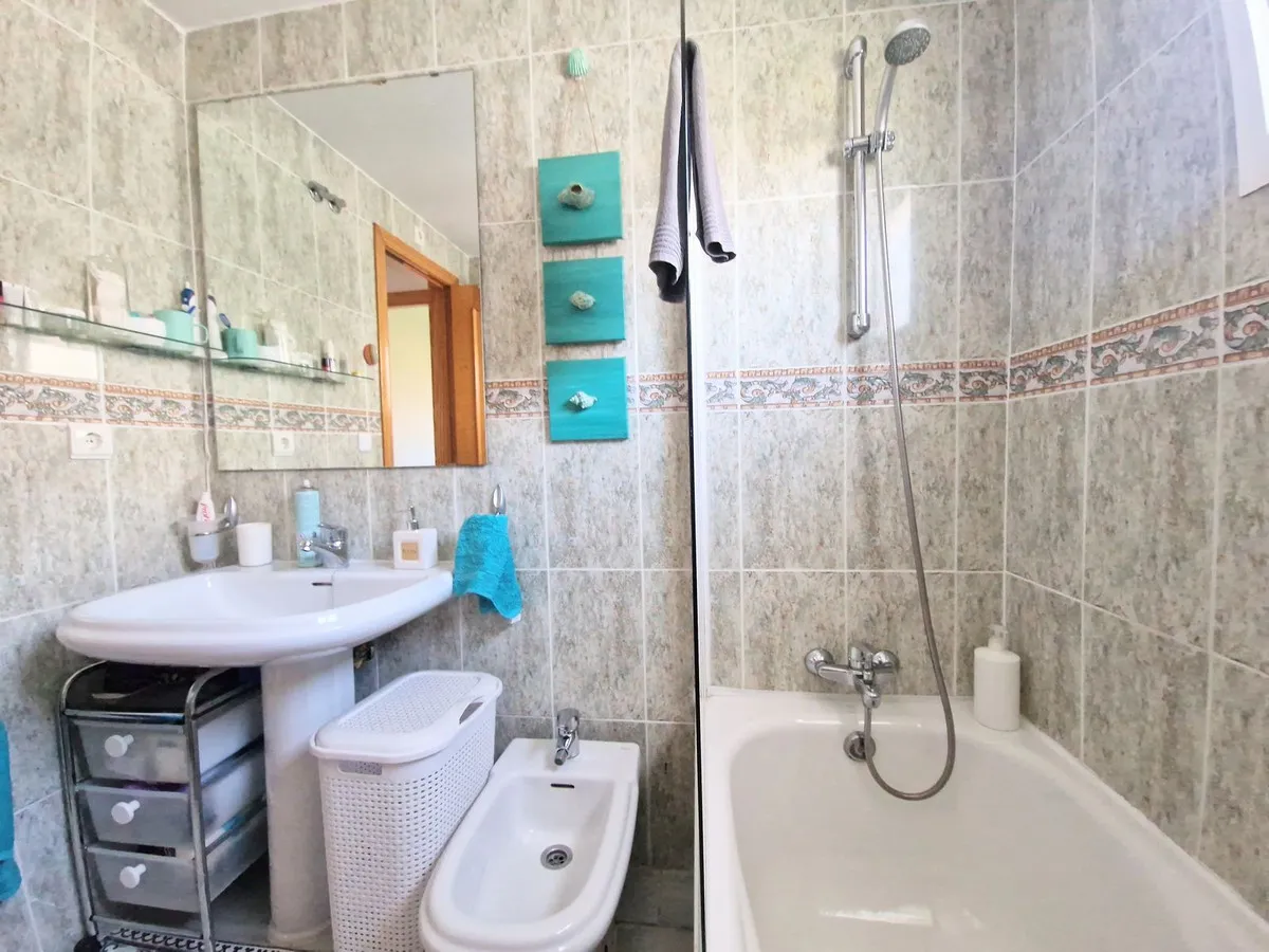 20e592f6-9b1f-4e7b-bbd8-51a3ddf0c77b