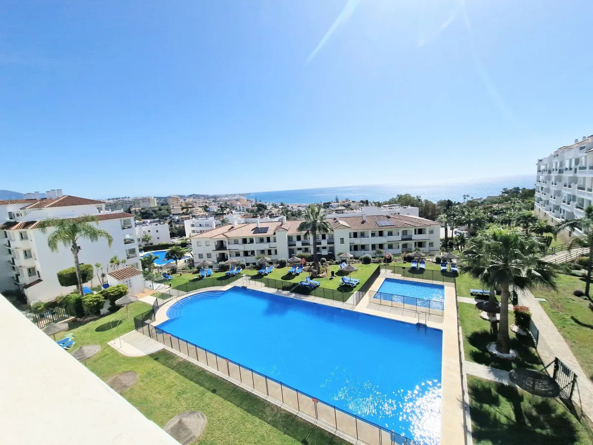 39f869e8-21ec-49b3-8d87-84292a249fe4