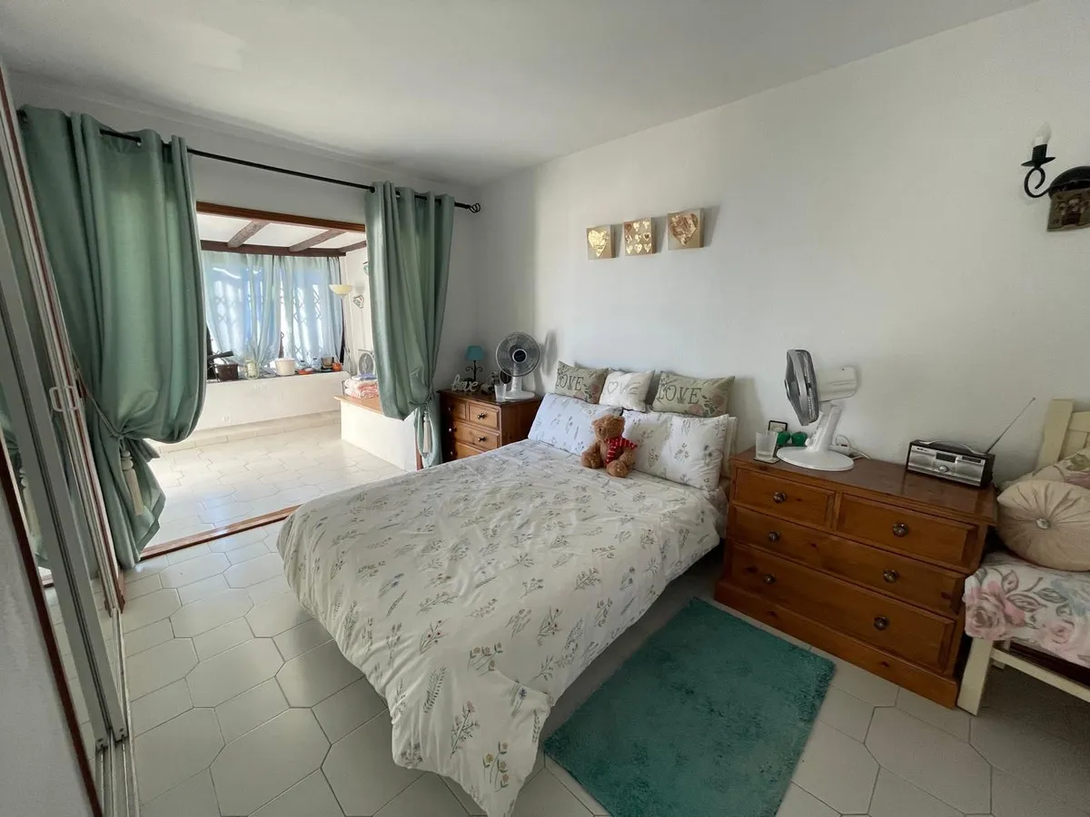 93fb1485-9283-4744-a327-edb44fe3efb6