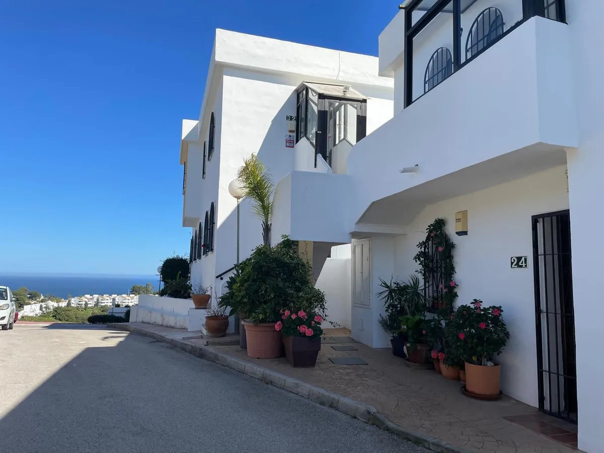 bef6c892-f16b-4847-a9f7-ab8427a83024