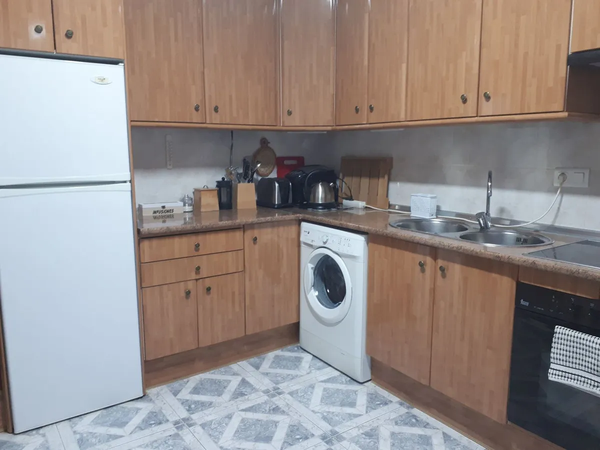 311e5fdc-718a-43e5-9868-6b09c53be109