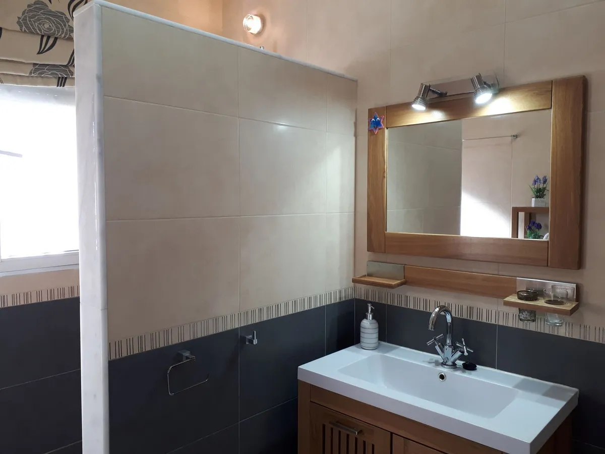 d89b9684-2d39-4e3c-b650-b28151a95eda