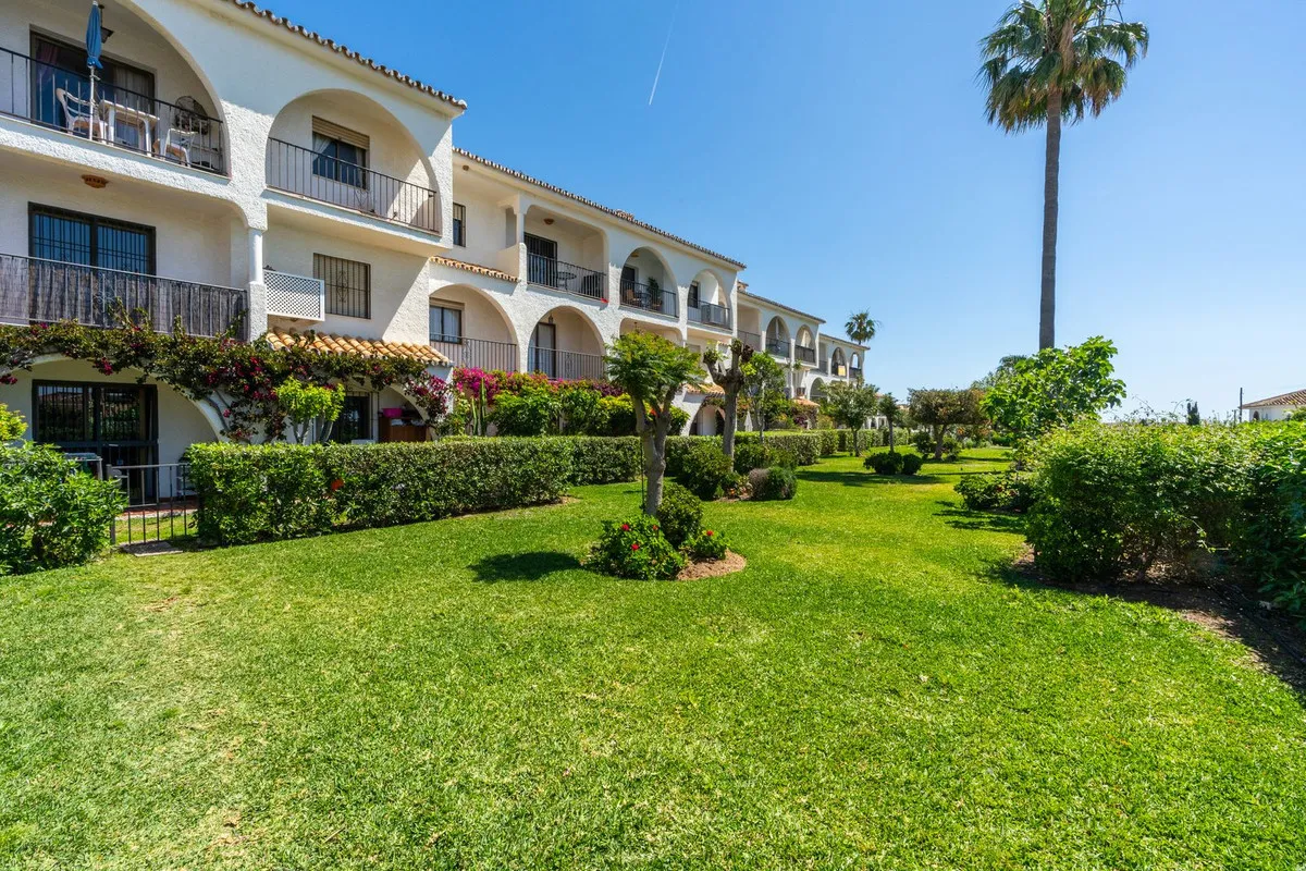 6efa4e56-81a5-45de-8a04-d0f771d83a66