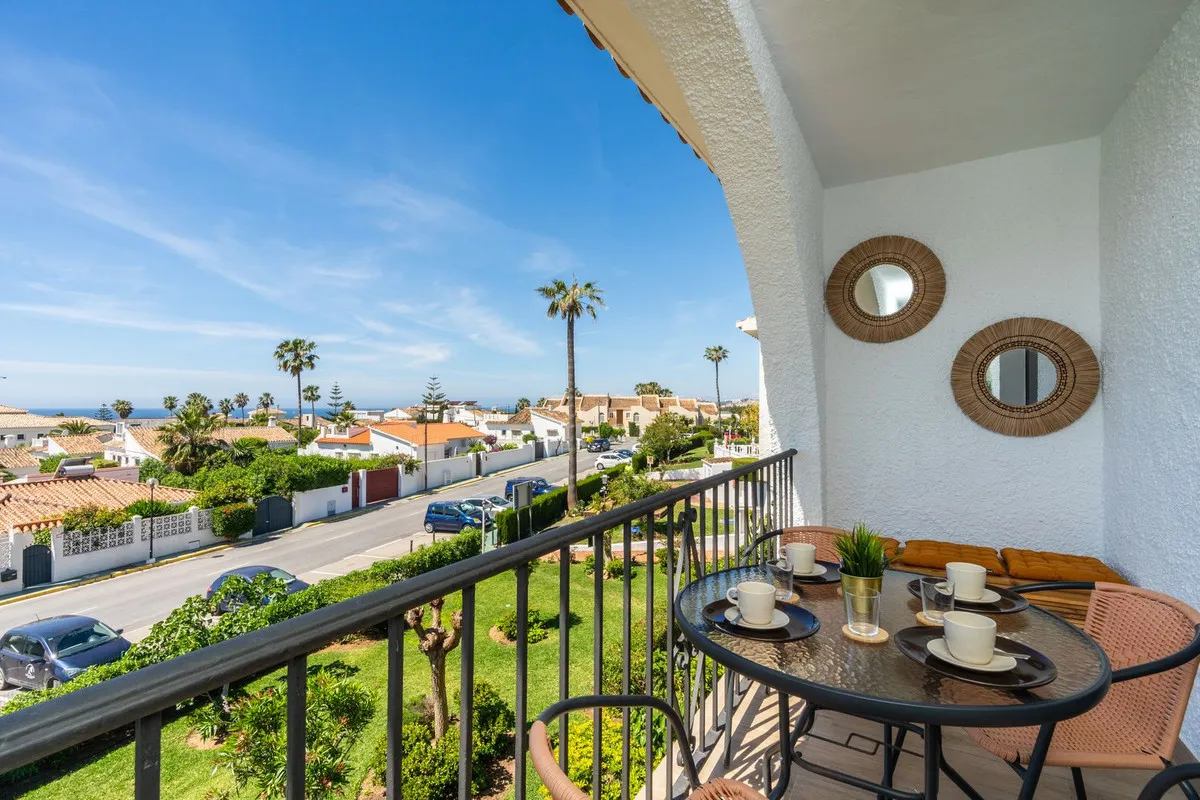 892745c5-c9df-4da7-840b-ad460deef0d4