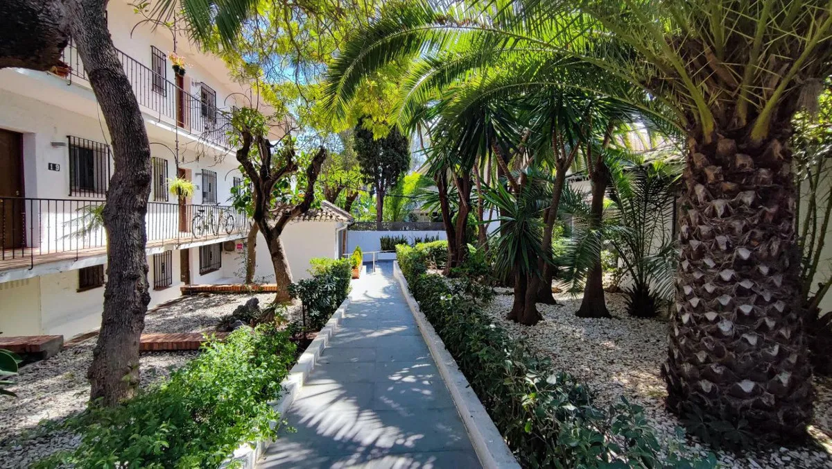 2f3ffe25-3ad1-442b-bab8-bfbadc6b3dde