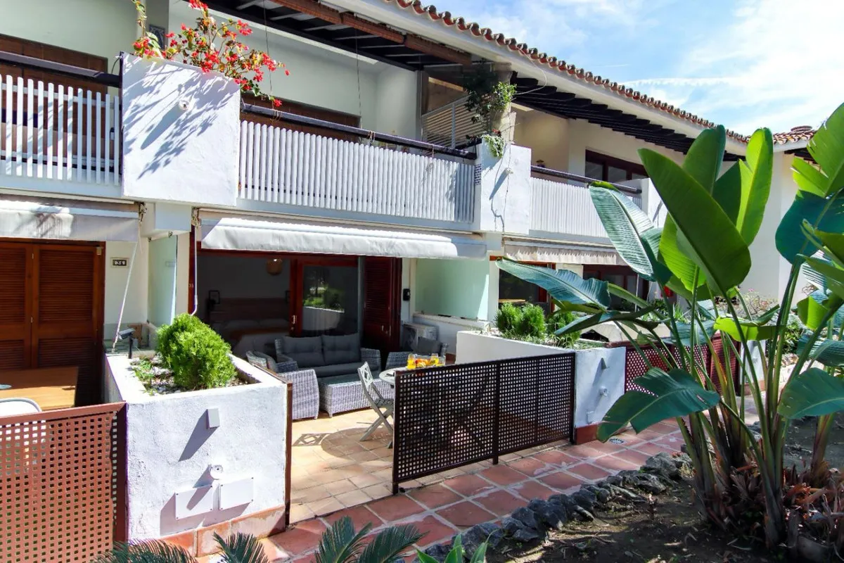 58e4adba-0174-4c5b-b047-f2ff35a50809