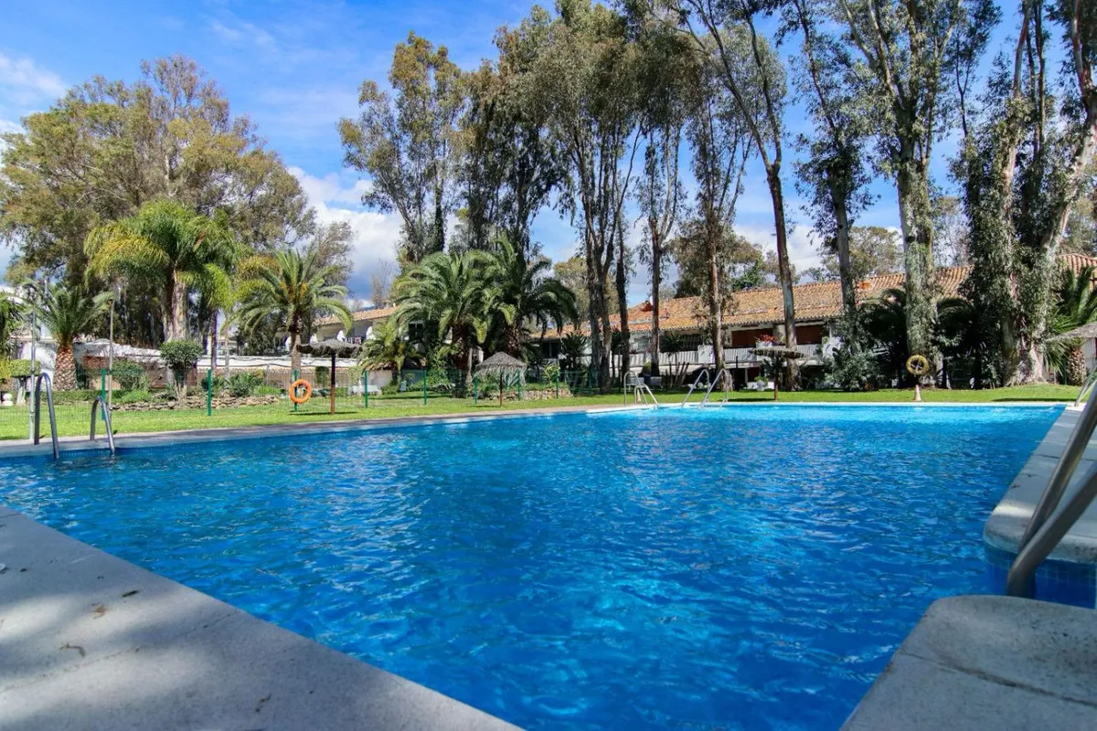 b67d37b2-e04c-404b-b2b7-666d4298636e