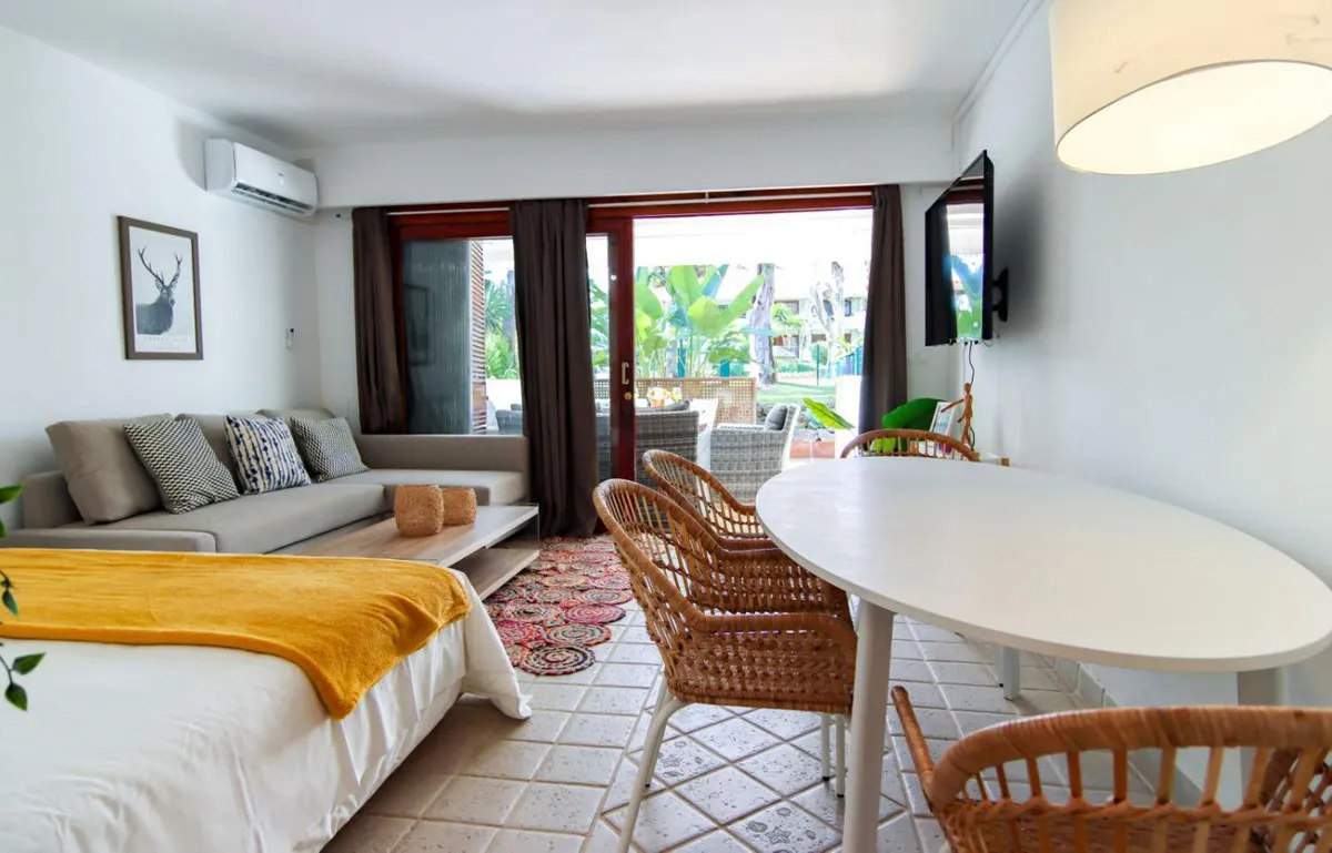 bc3ad687-03be-489a-a2f5-40a1d34a98af