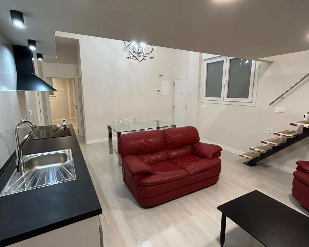 7c470478-00c7-43e9-baa8-53a76473593d