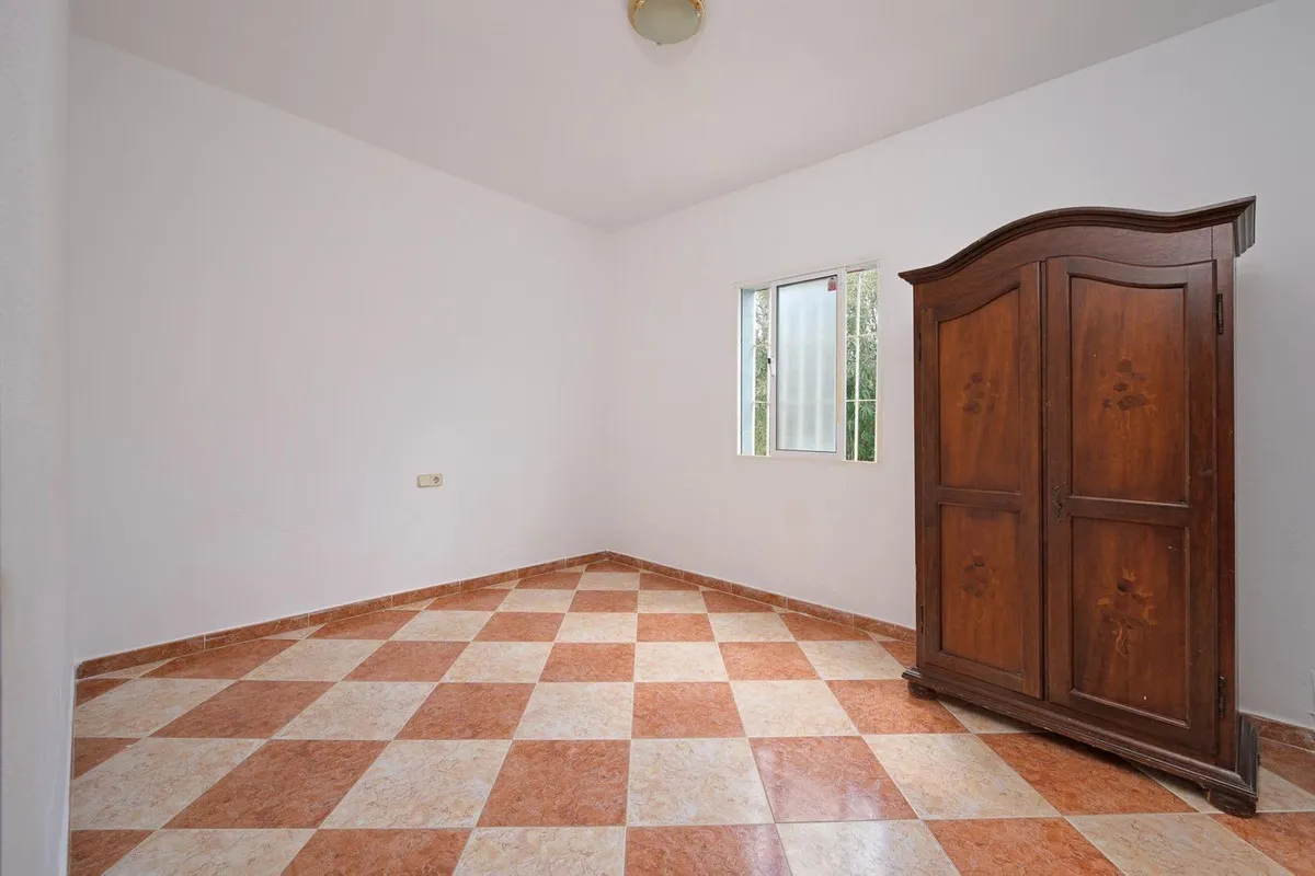 3a7ddde5-bf53-404e-aed0-e5856beb712f